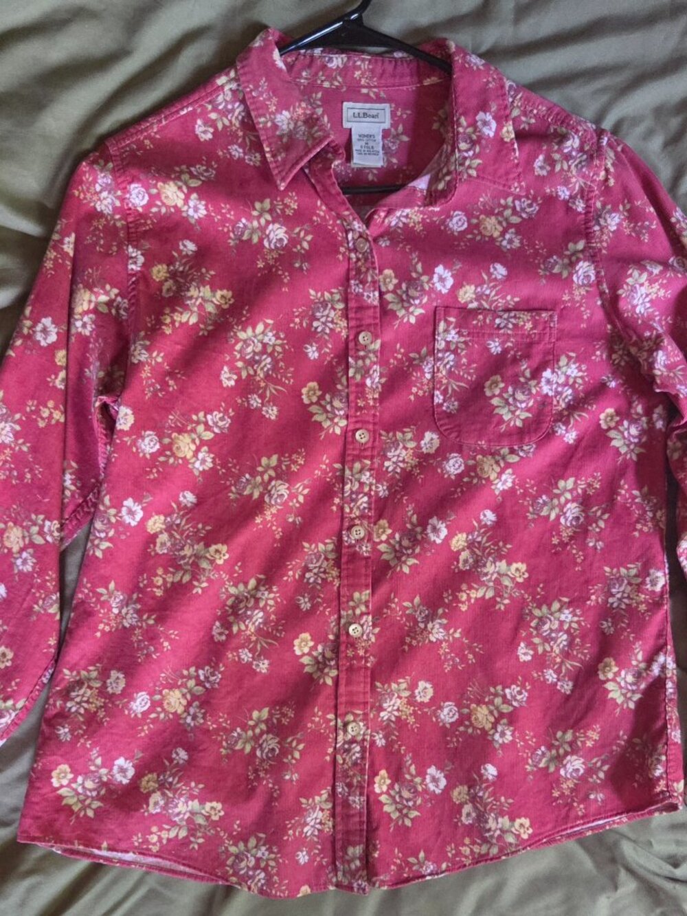 Vintage 90s L.L. Bean Floral Pinwhale Corduroy Button Down Shirt Size M